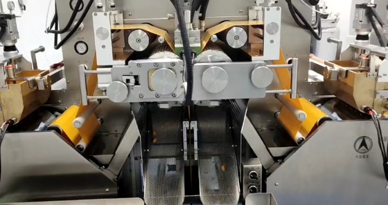Bağımsız ölçüm pompası ve 380V / 50Hz güç kaynağı olan TIENMIN Yumuşak Gel Kapsül Makinesi